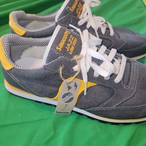 Saucony Jazz low pro size 11.5